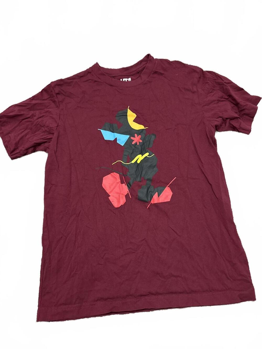 Uniqlo Disney Graphic Tee Burgundy UT - Mens S